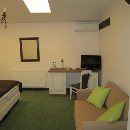 Sandro Silver Hotel