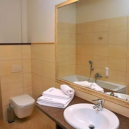 Sandro Silver & Spichlerz Antoniny Hotel 3*