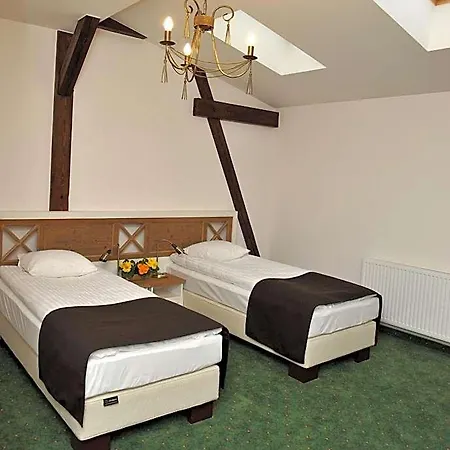 Hotel Sandro Silver & Spichlerz Antoniny 3*