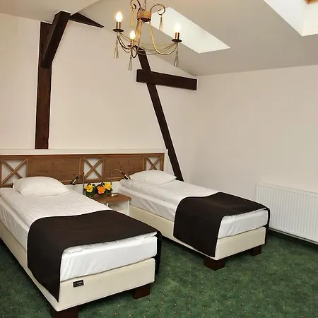 Hotel Sandro Silver & Spichlerz Antoniny Leszno (Greater Poland)