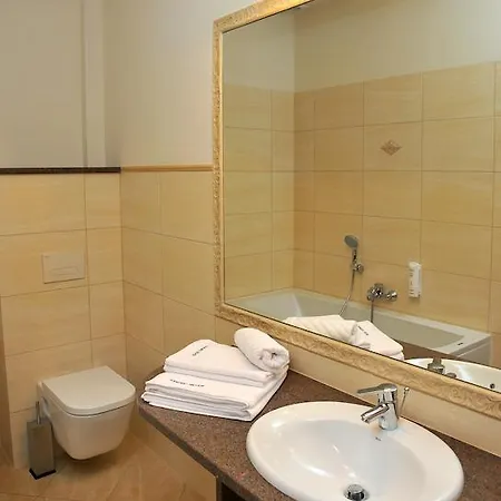 Sandro Silver & Spichlerz Antoniny