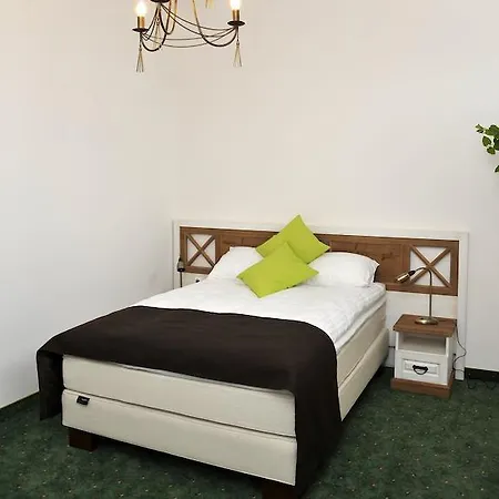 Hotel Sandro Silver & Spichlerz Antoniny