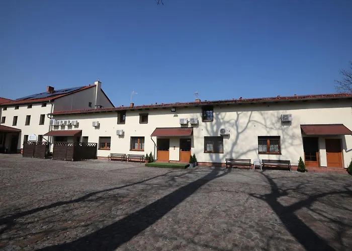 Sandro Silver & Spichlerz Antoniny 3* 레스노