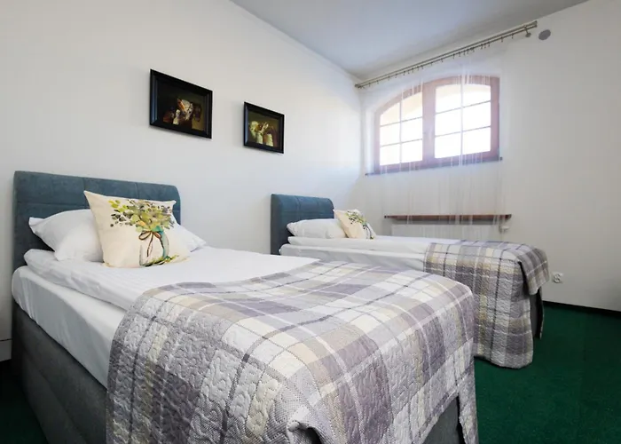 Sandro Silver & Spichlerz Antoniny 3*