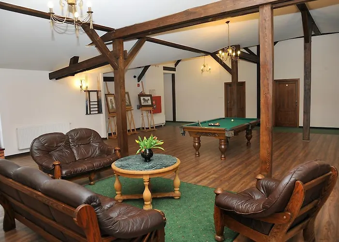 Sandro Silver & Spichlerz Antoniny 레스노