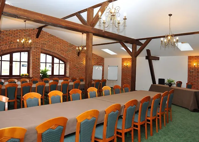 호텔 Sandro Silver & Spichlerz Antoniny 3*